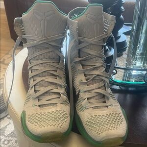 Nike Kobe 10 Elite Elevate Basketball High-Top Sneakers in Light Gray